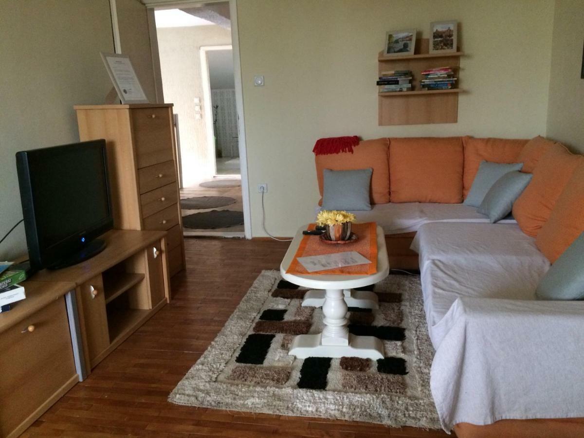 Apartman Melody Sombor Exterior foto